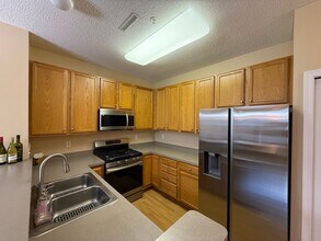 1577 Legacy Pkwy E in Maplewood, MN - Building Photo - Building Photo