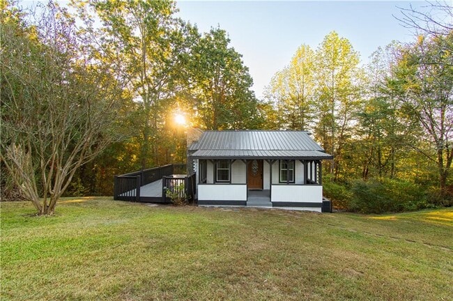 250 Nottingham Wy in Fairmount, GA - Building Photo - Building Photo