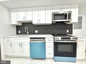 781 S 3rd St in Philadelphia, PA - Building Photo - Building Photo