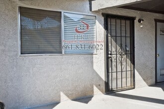 4701 Beechwood St in Bakersfield, CA - Building Photo - Building Photo