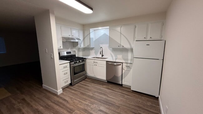 4243-4245 Campbell Dr SE in Salem, OR - Building Photo - Building Photo