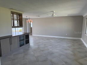 11055 7th St E in Treasure Island, FL - Building Photo - Building Photo
