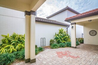 7055 Primavera Ln in Melbourne, FL - Building Photo - Building Photo