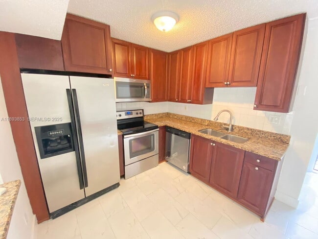 property at 15389 S Dixie Hwy