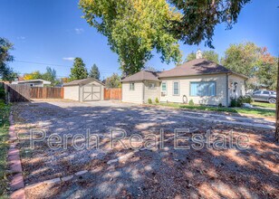 4319 S Logan St in Englewood, CO - Building Photo - Building Photo