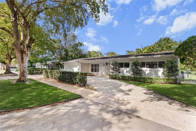 property at 1021 Matanzas Ave