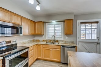 4437 N 40th St in Phoenix, AZ - Building Photo - Building Photo