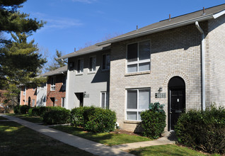 Glenmont Crossing in Silver Spring, MD - Building Photo - Building Photo