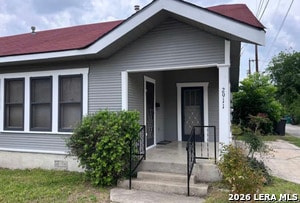 property at 2907 N Elmendorf St