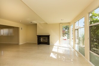 811 23rd St in Santa Monica, CA - Foto de edificio - Building Photo
