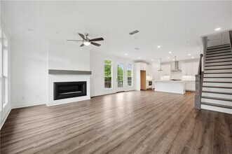124 Downing Dr in Alpharetta, GA - Building Photo - Building Photo