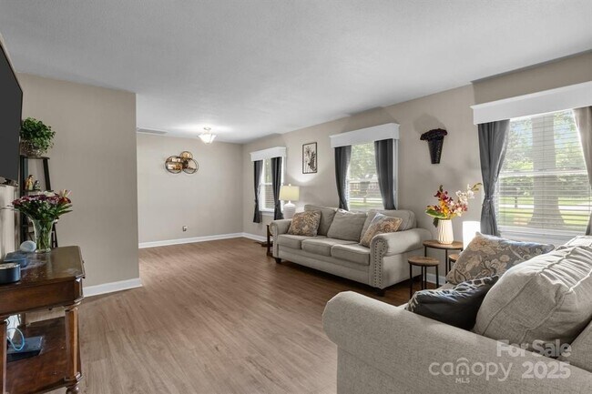 844 Fieldstone Rd in Mooresville, NC - Building Photo - Building Photo