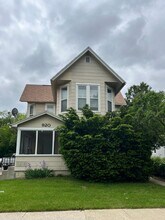 920 S Jackson St in Jackson, MI - Building Photo - Building Photo