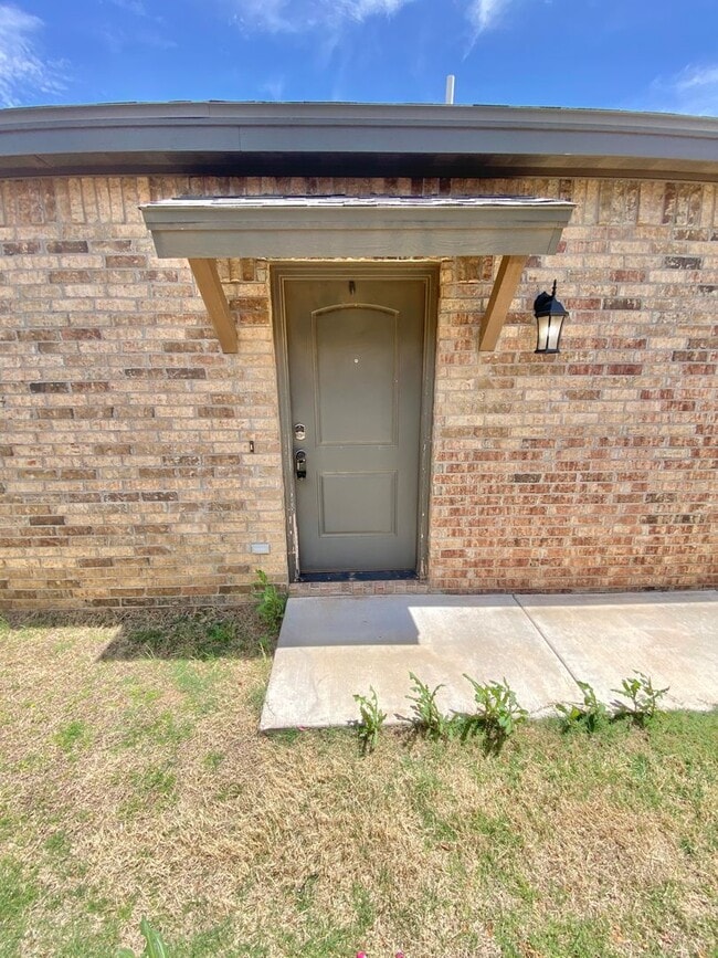 1602 102nd St in Lubbock, TX - Building Photo - Building Photo