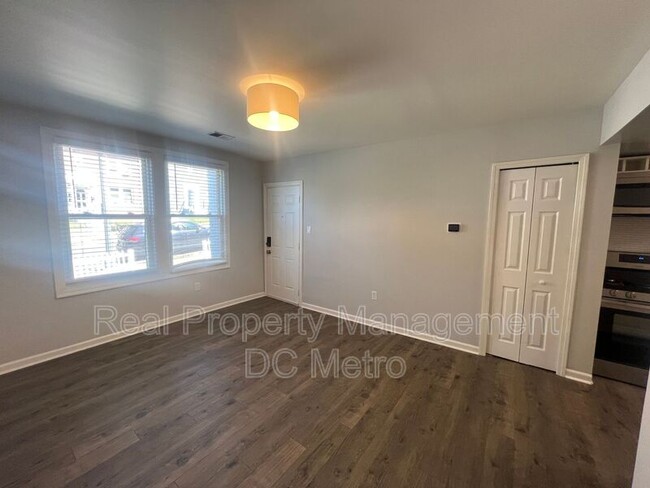 1243 Penn St NE in Washington, DC - Building Photo - Building Photo