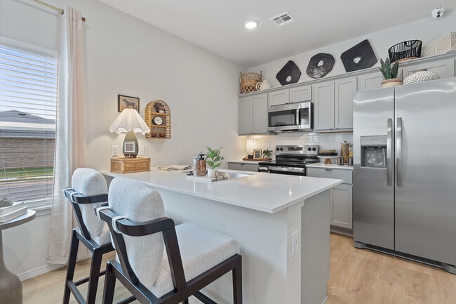 Summit Ridge Villas in Oklahoma City, OK - Building Photo - Building Photo