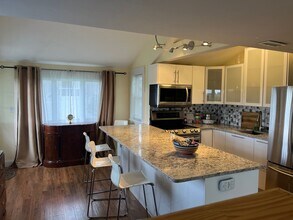 99 New York St in Marshfield, MA - Building Photo - Building Photo