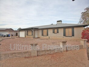 1946 W Kimberly Way in Phoenix, AZ - Building Photo - Building Photo