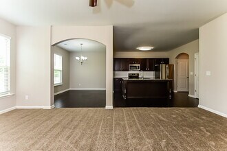 259 Magnaview Dr in Mcdonough, GA - Foto de edificio - Building Photo