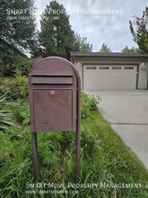 945 Hearthstone Dr in Boise, ID - Building Photo - Building Photo