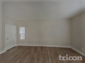 200 Spring Knoll Dr in Charlotte, NC - Building Photo - Building Photo