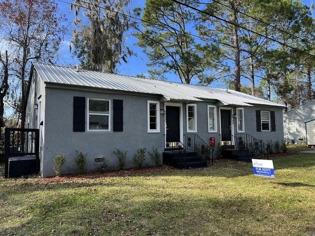 property at 5950 Wilmar Rd