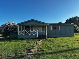 7433 Grubbs Rd in Aubrey, TX - Building Photo