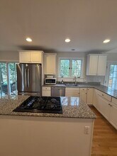 226 Winchester St in Newton, MA - Foto de edificio - Building Photo