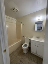 4 Warwick St in New Haven, CT - Building Photo - Building Photo