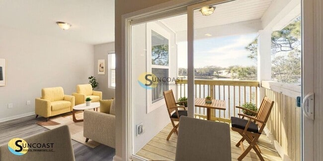 9236 Western Way, Unit 4 in Jacksonville, FL - Foto de edificio - Building Photo