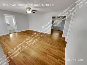 3012 33rd St in Lubbock, TX - Building Photo - Building Photo