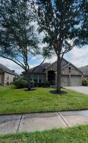 5526 Stoneridge Ct in Rosenberg, TX - Building Photo
