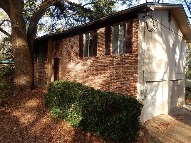 property at 1802 Salmon Dr