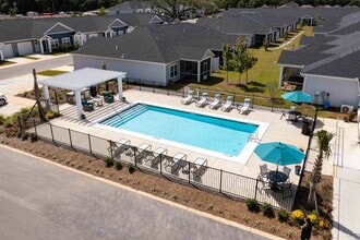 Arena Villas at Blue Angel in Pensacola, FL - Foto de edificio - Building Photo