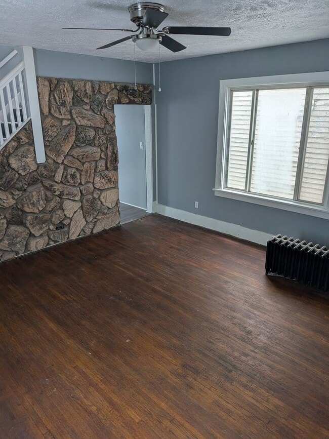 4250 Harrison St in Bellaire, OH - Building Photo - Building Photo