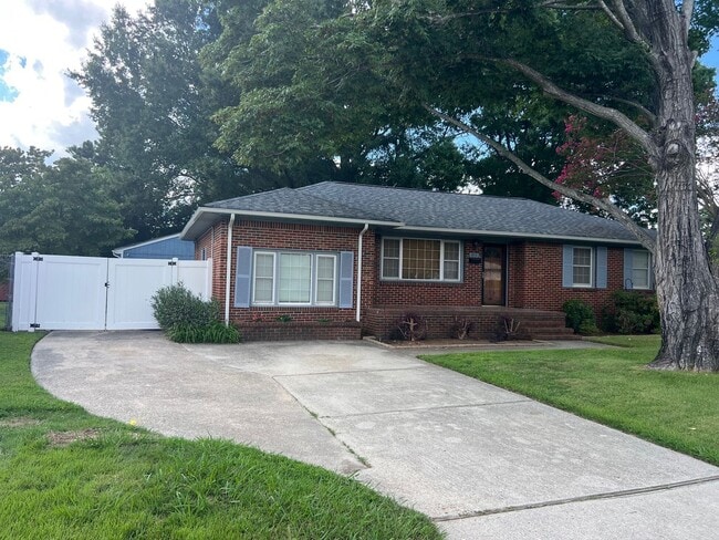 805 Gammon Rd
