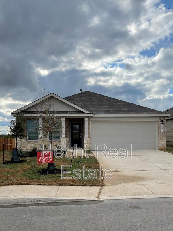 12051 Pewee Ct in San Antonio, TX - Foto de edificio - Building Photo