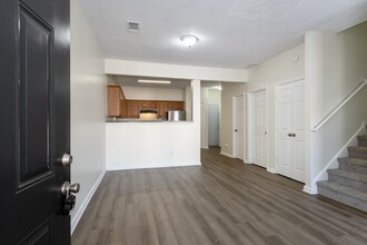 11352 Michelle Way in Hampton, GA - Building Photo - Building Photo