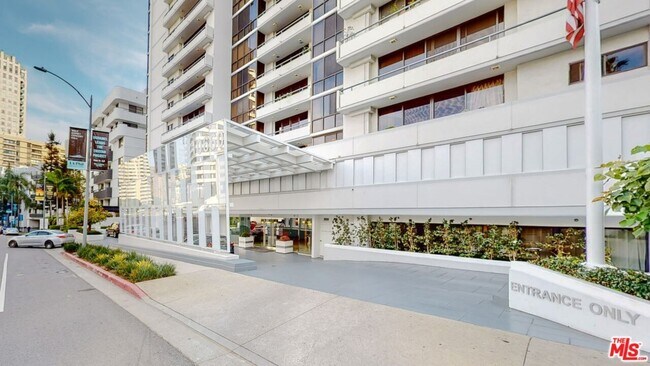 10660 WILSHIRE, Unit 3858585 in Los Angeles, CA - Building Photo - Building Photo
