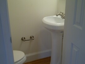 1001 F St NE in Washington, DC - Building Photo