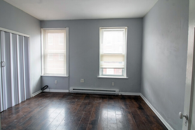 1732 N 25th St, Unit 2nd Fl in Philadelphia, PA - Building Photo - Building Photo