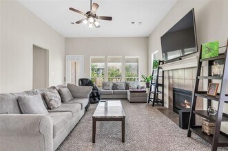 1850 Masters Dr in Desoto, TX - Building Photo - Building Photo