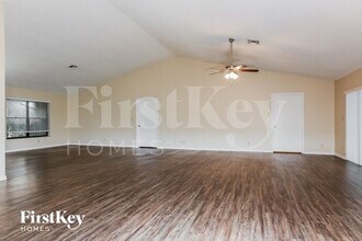 3999 NW 73rd Way in Coral Springs, FL - Foto de edificio - Building Photo