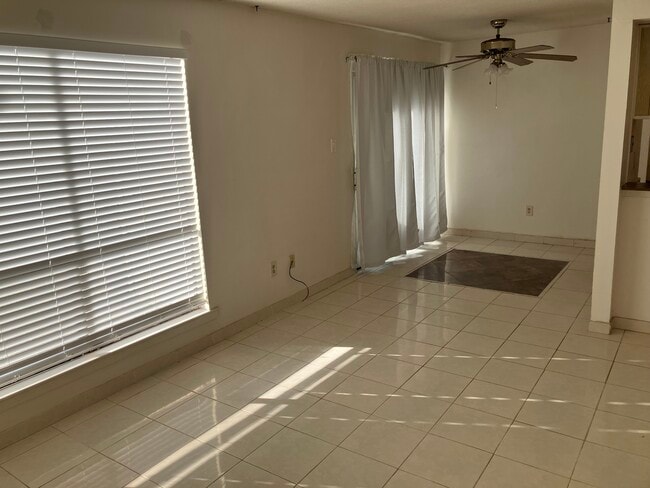 2817 Los Gatos Ct, Unit 1 los gatos in Memphis, TN - Foto de edificio - Building Photo