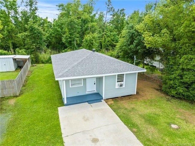 1316 Georgia Rd in Lake Charles, LA - Building Photo - Building Photo