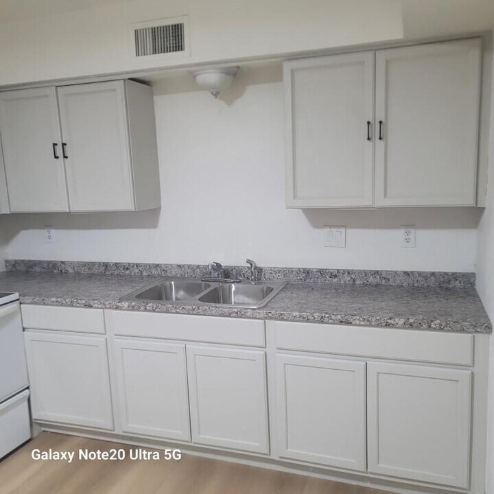9221 W Gary Rd in Peoria, AZ - Building Photo