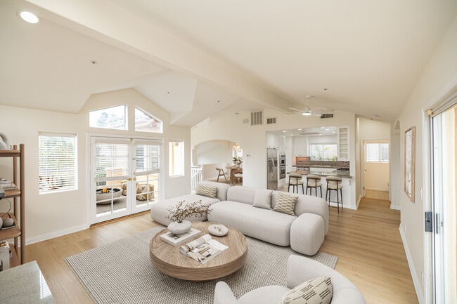 property at 2011 Morgan Ln