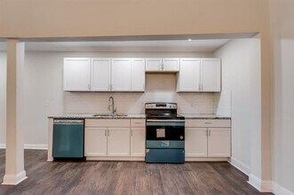 4823 Ash Ln in Dallas, TX - Building Photo - Building Photo