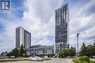 330 Phillip St in Waterloo, ON - Building Photo