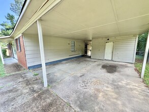 3224 Aden St in Memphis, TN - Foto de edificio - Building Photo